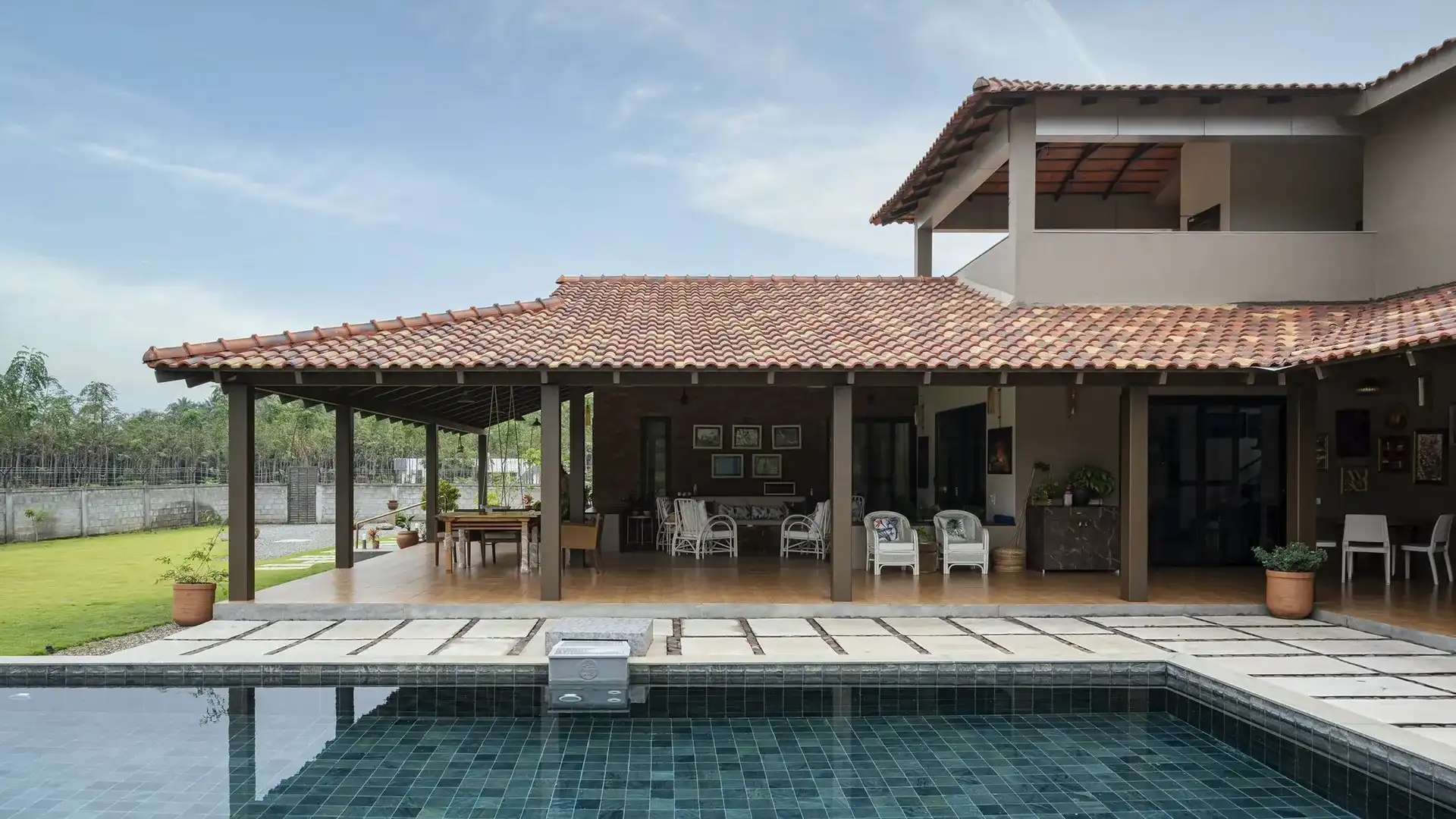 Luxury villa architecture project by ICON Design Studio architect Coimbatore